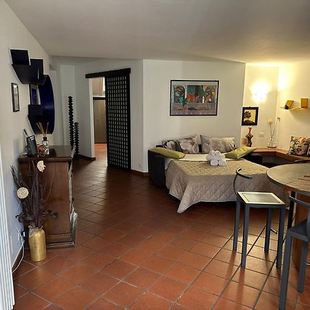 Historic Center Via Po Apartment Turin Exterior photo